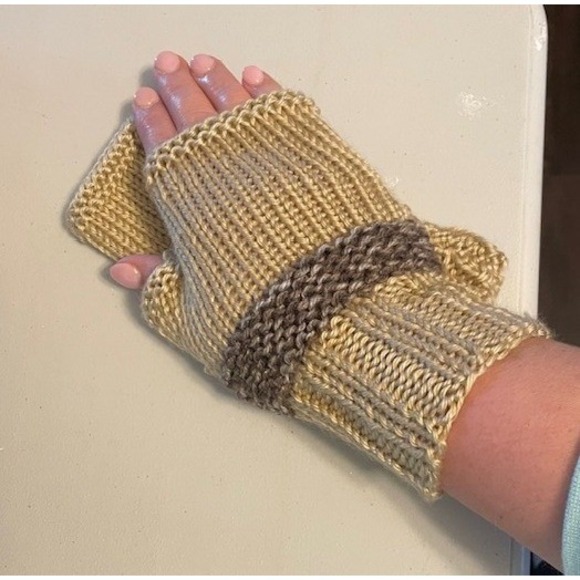 Hand Knitted Fingerless Gloves Beige and Brown - Picture 2 of 2